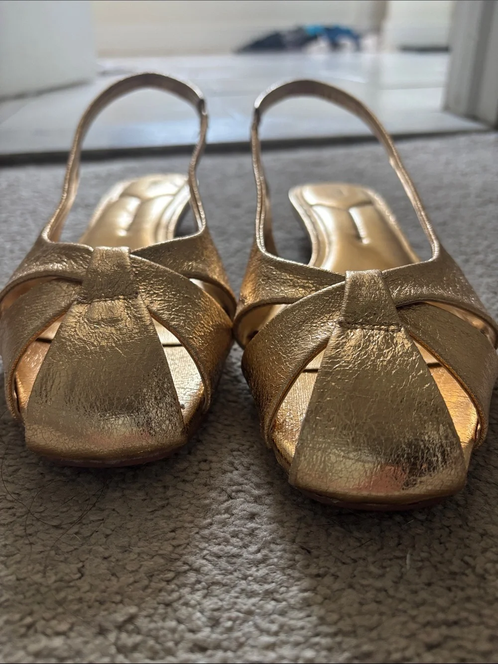 NWOT Zara Gold Kitten Sandal 38 - Picture 2 of 5